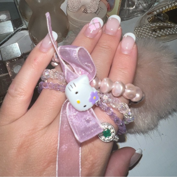 Hello Kitty Sanrio Bracelet 🎀 - Picture 2 of 3